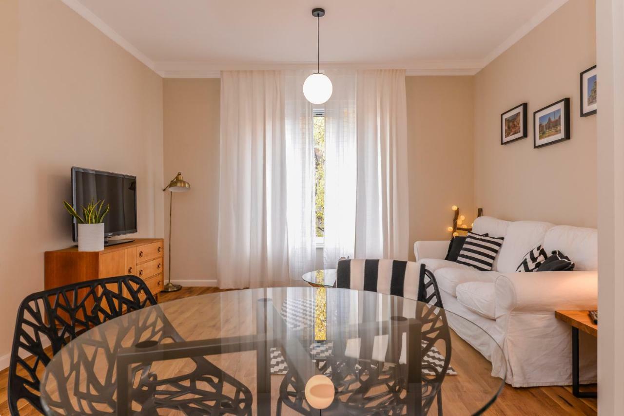 cО́coEllie - aesthetic, two bedroom apartment, next to the National Palace of Culture Софія Екстер'єр фото